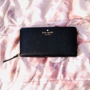 ♠️ Kate Spade wallet